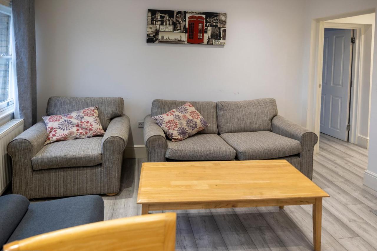 Entire New Flat With View To River Yare, H7 Apartment เกรทยาร์มัธ ภายนอก รูปภาพ